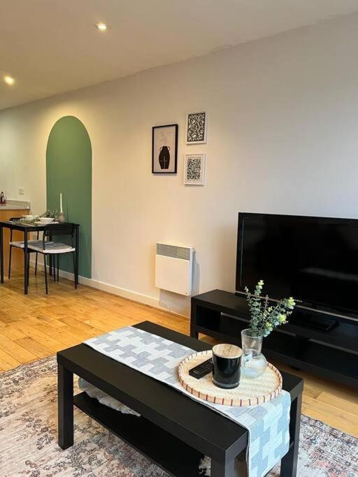 Chic 1 Bed Centrally Located Apartment - Birmingham Jq Exterior foto